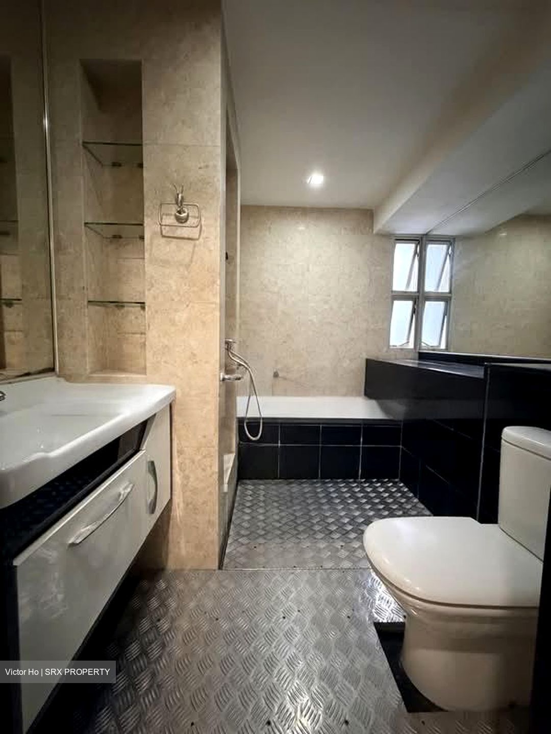 Grandeur 8 (D20), Condominium #580789091